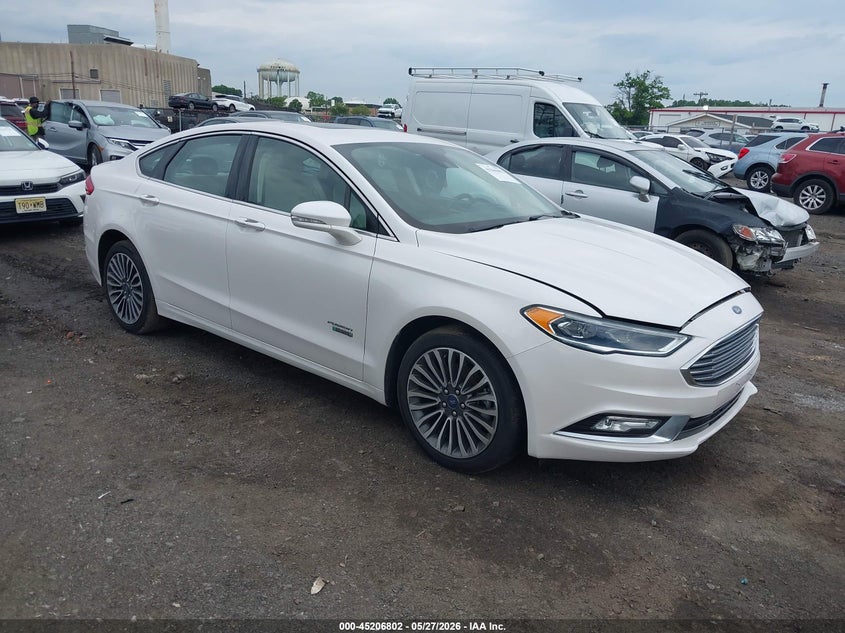Vin: 3fa6p0su4jr258518, lot: 45704543, ford fusion energi titanium 2018 img_1