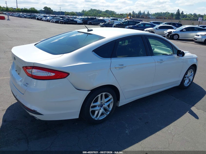 2013 FORD FUSION auction photo 4