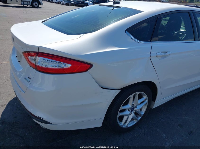 2013 FORD FUSION auction photo 6