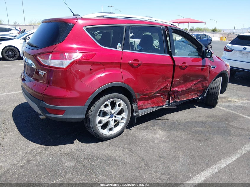 Vin: 1fmcu9j99fuc43015, lot: 45704840, ford escape titanium 20154