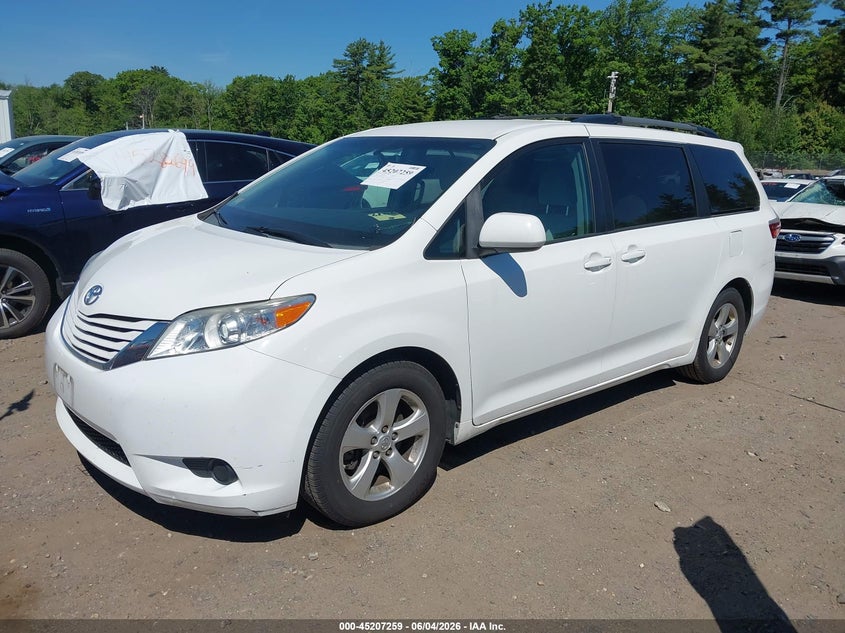 Vin: 5tdkk3dc9gs722339, lot: 45705000, toyota sienna le 8 passenger 20162