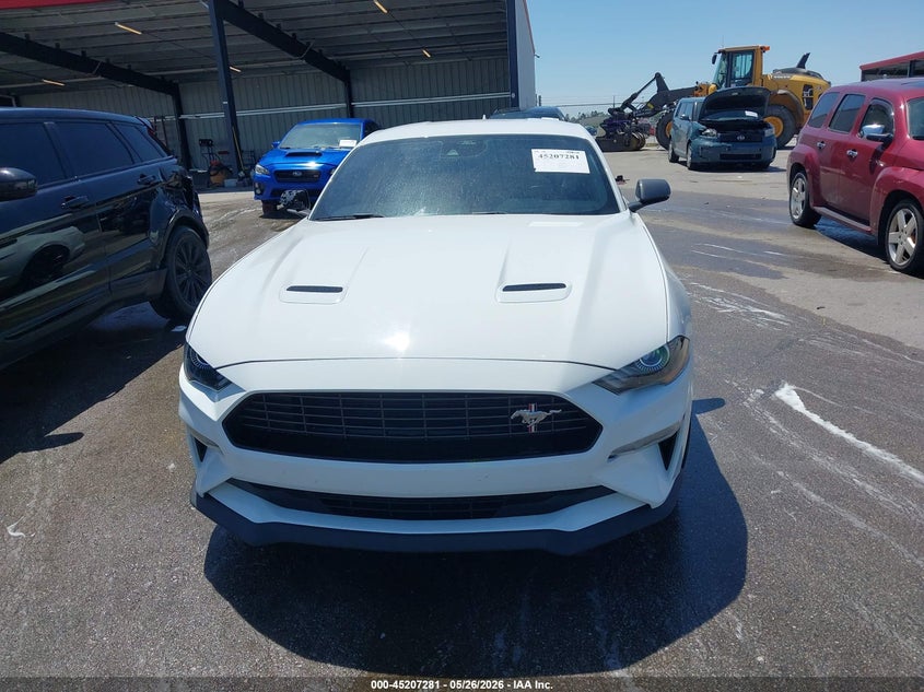 FORD MUSTANG - zdjęcie 12