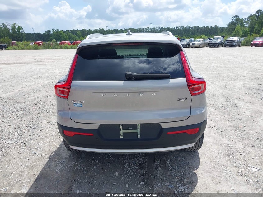 2025 Volvo Xc40 B5 Ultra Bright Theme VIN: YV4L12UF6S2597616 Lot: 45207363