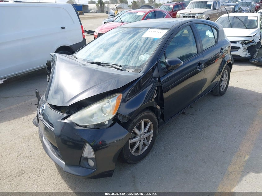 JTDKDTB31C1012209 2012 Toyota Prius C Four photo 1
