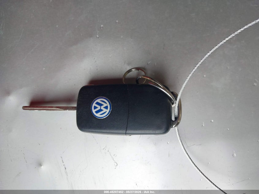 2006 Volkswagen New Beetle 2.5 VIN: 3VWPG31CX6M415317 Lot: 45207452