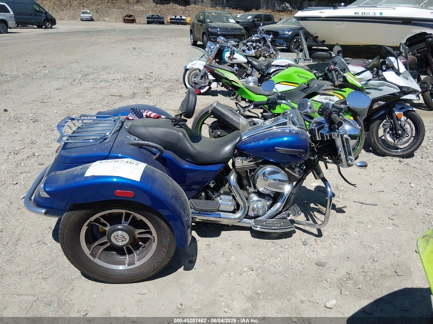 2015 Harley-Davidson Flrt Free Wheeler VIN: 1HD1MCM12FB857123 Lot: 45207462