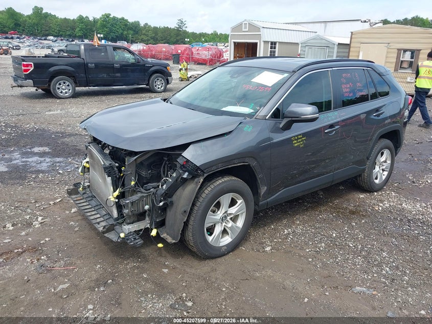 2021 TOYOTA RAV4 auction photo 2