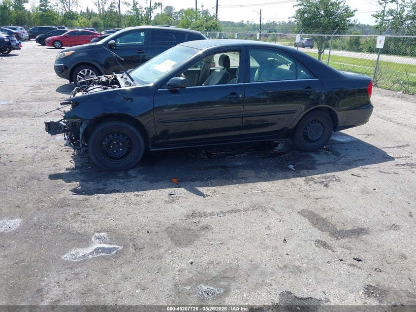 2004 Toyota Camry Le 4T1BE32K24U374789 photo 1