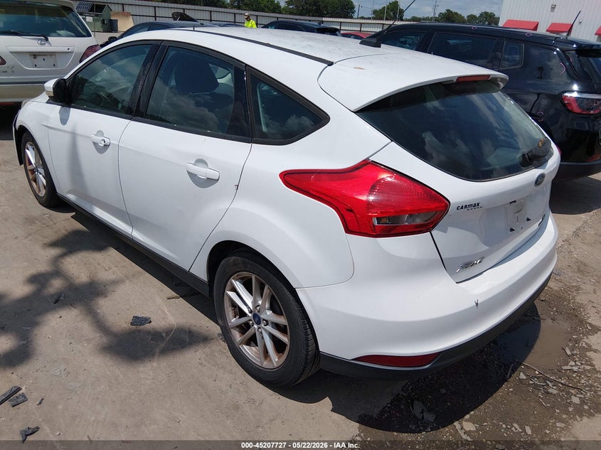 Vin: 1fadp3k26fl300975, lot: 45705468, ford focus se 20153