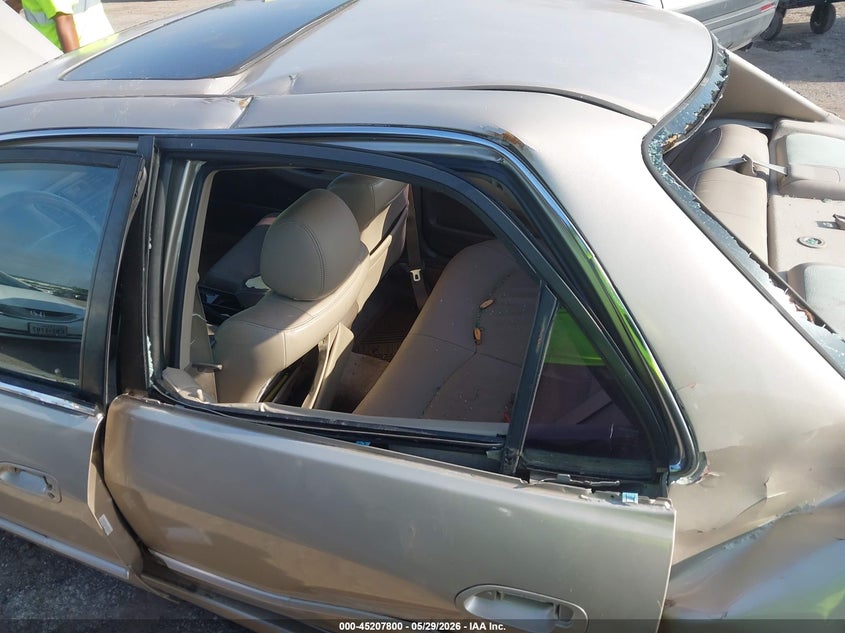 2000 Honda Accord 2.3 Ex VIN: JHMCG5568YC033792 Lot: 45207800