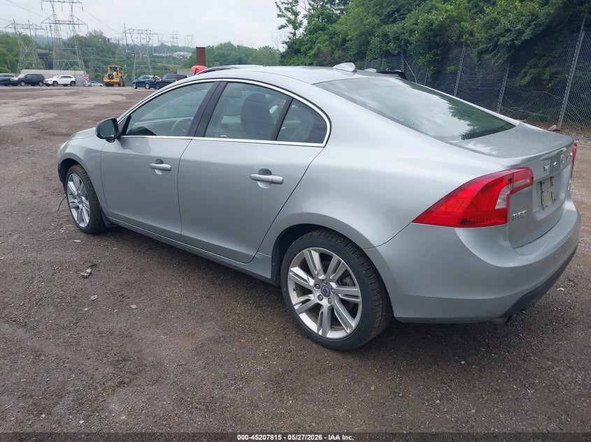 Vin: yv1902fh6c2117648, lot: 45705556, volvo s60 t6 20123