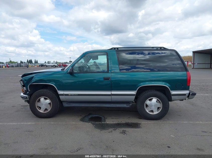 1997 Chevrolet Tahoe VIN: 3GNEK18R5VG132044 Lot: 45207861