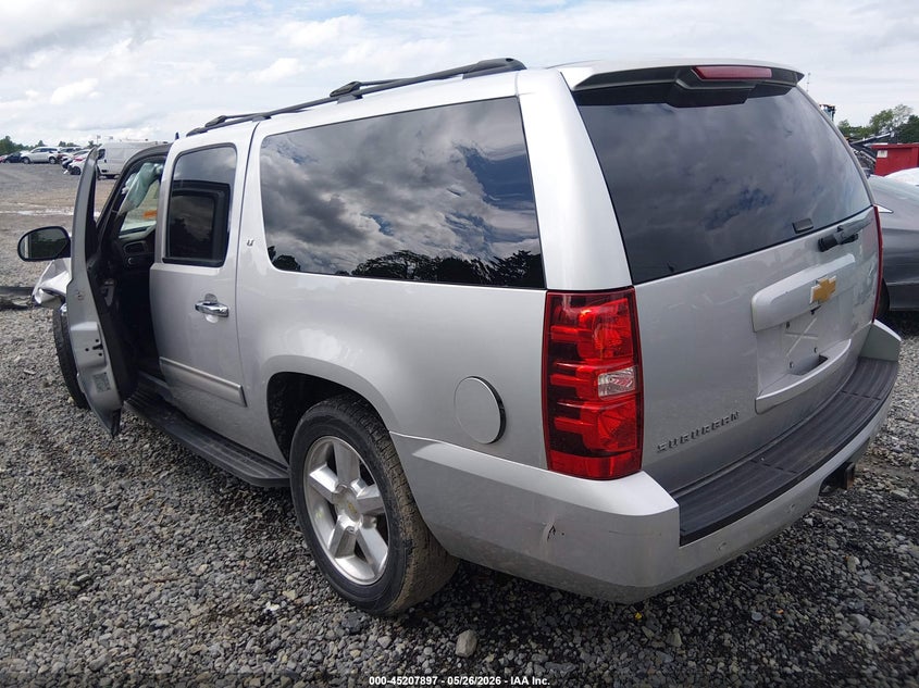 2014 CHEVROLET SUBURBAN 1500 auction photo 3