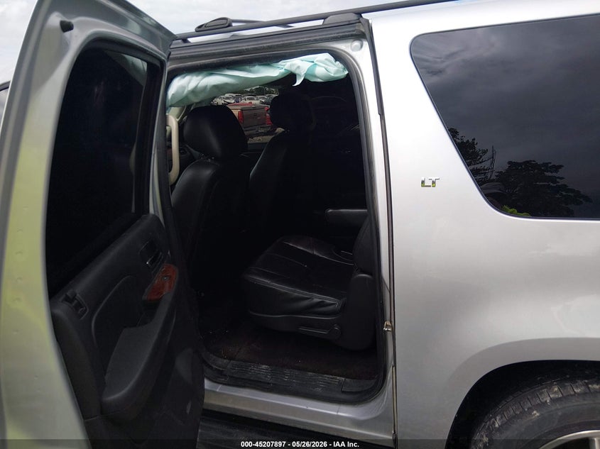 2014 CHEVROLET SUBURBAN 1500 auction photo 8