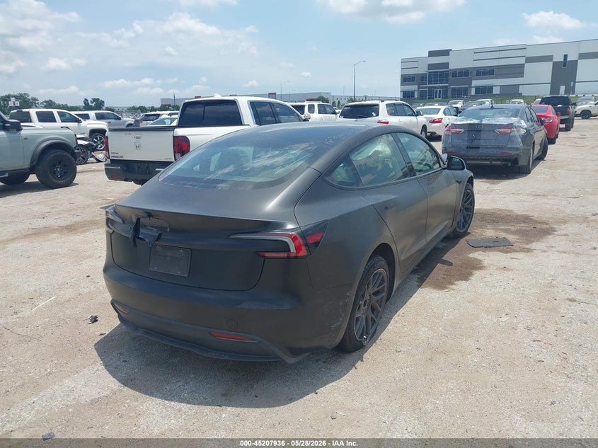 2025 Tesla Model 3 - view 4