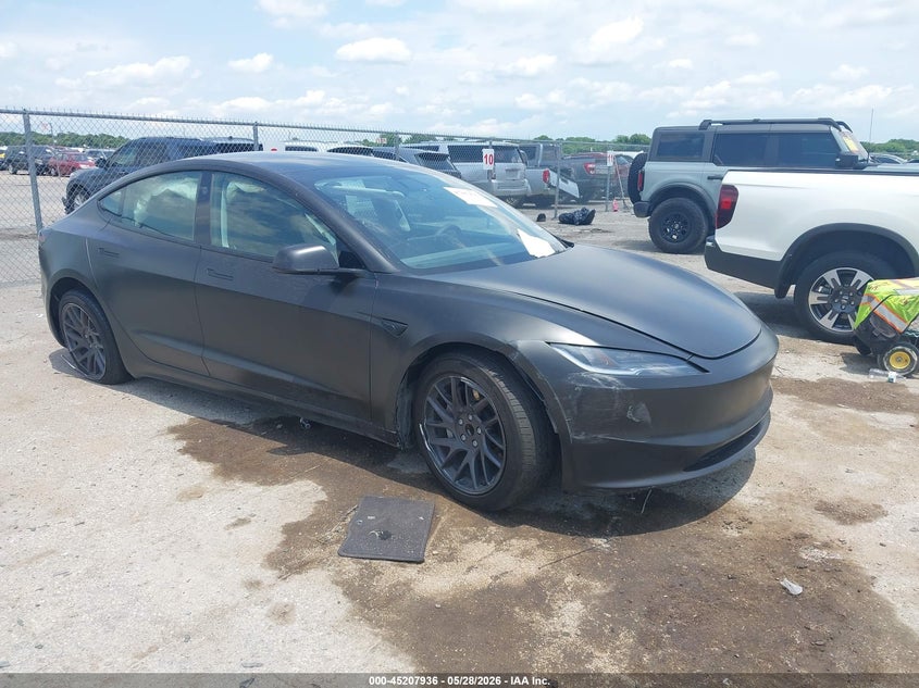 2025 Tesla Model 3 - view 6
