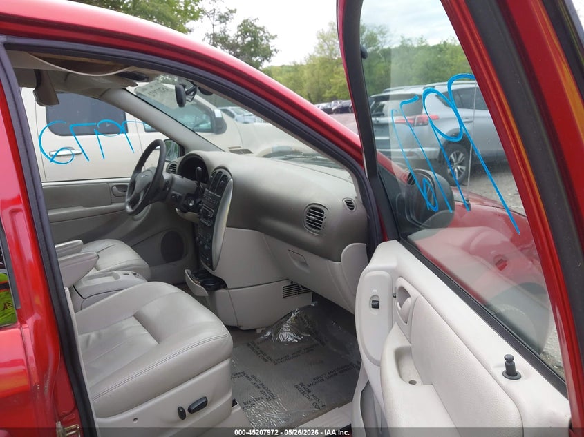 2005 Chrysler Town & Country Touring VIN: 2C8GP54LX5R144601 Lot: 45207972