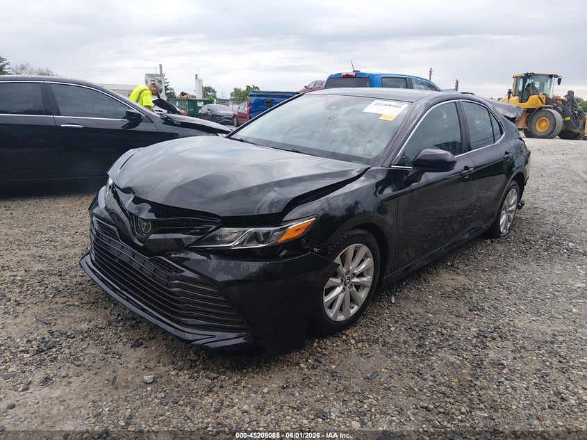 2019 Toyota Camry Le 4T1B11HK9KU269493 photo 1