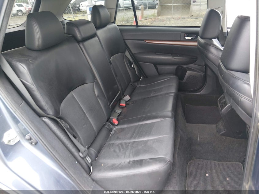 2014 SUBARU OUTBACK auction photo 8