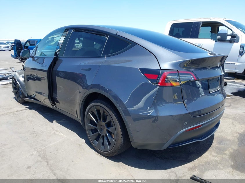 Vin: 5yjygdee7mf245721, lot: 45705968, tesla model y long range dual motor all-wheel drive 20213