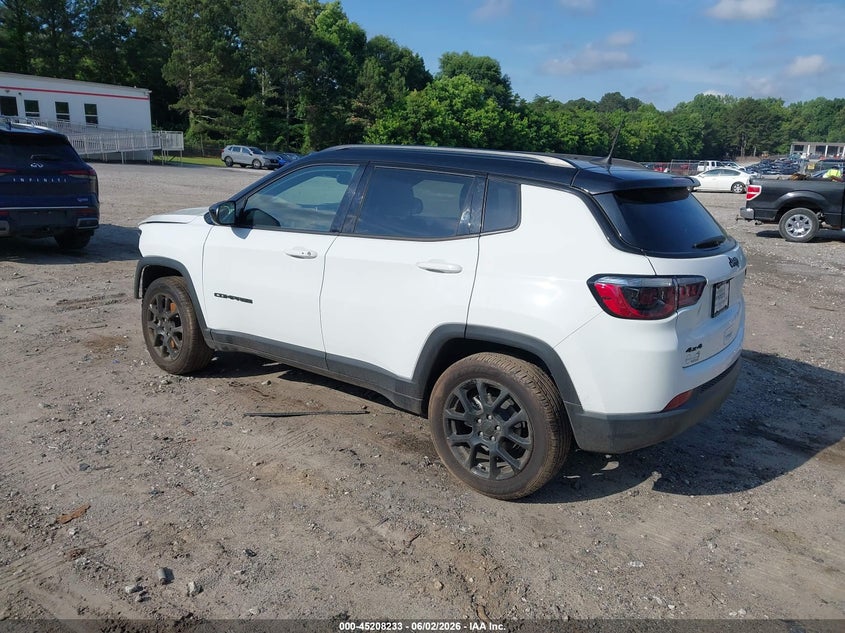 2023 JEEP COMPASS auction photo 3
