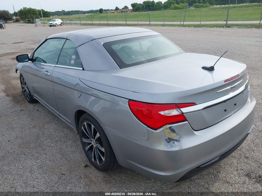 Vin: 1c3bcbgg1dn652864, lot: 45706059, chrysler 200 s 20133