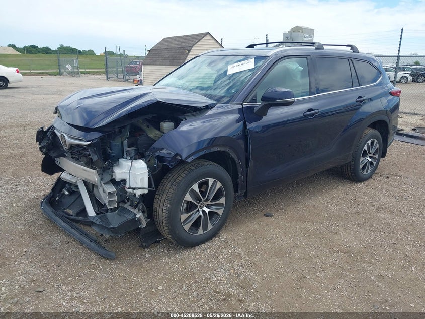 Vin: 5tdgzrbh1ns567785, lot: 45706269, toyota highlander xle 20222