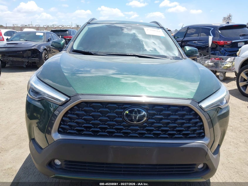 2022 Toyota Corolla Cross Xle VIN: 7MUEAABG6NV023389 Lot: 45208561