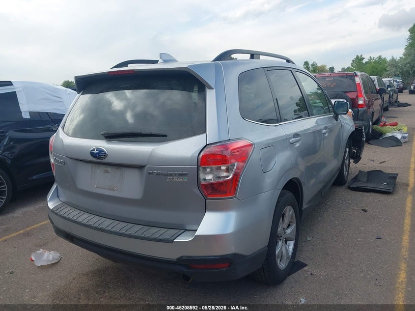 2016 SUBARU FORESTER auction photo 4