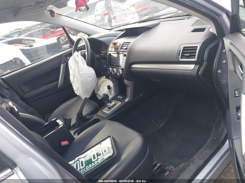 2016 SUBARU FORESTER auction photo 5
