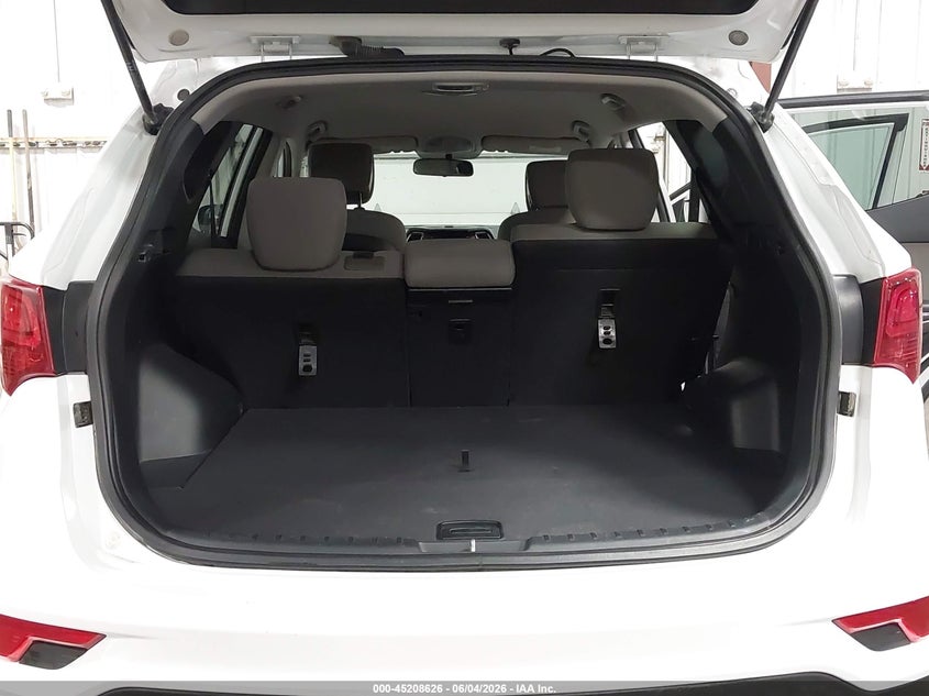2018 Hyundai Santa Fe Sport 2.4L VIN: 5NMZTDLB2JH060365 Lot: 45208626