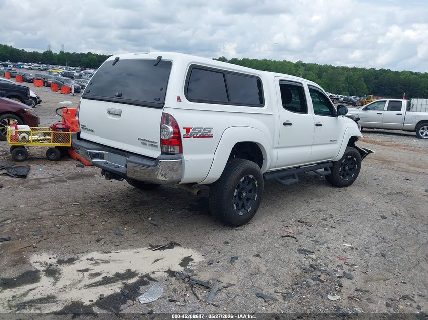 2014 TOYOTA TACOMA auction photo 4