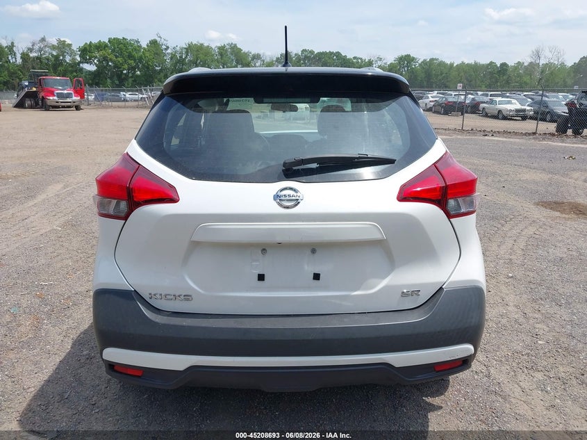 2019 Nissan Kicks Sr VIN: 3N1CP5CU9KL563707 Lot: 45208693