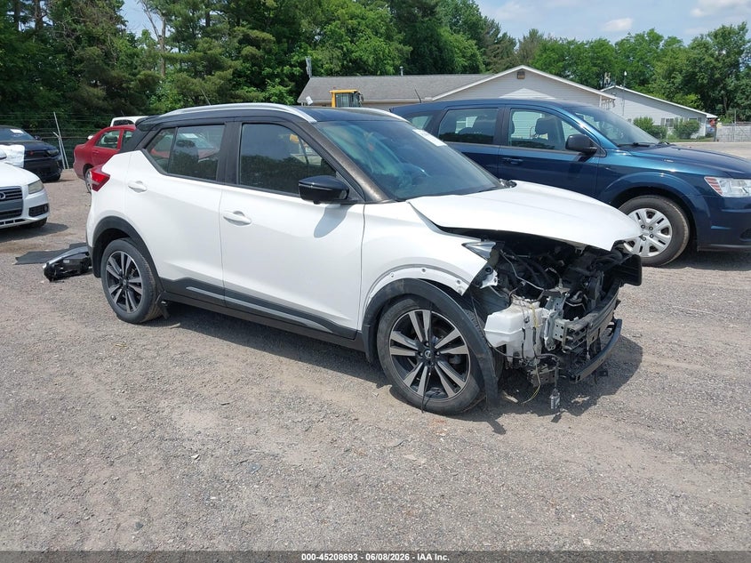NISSAN KICKS SR 2019