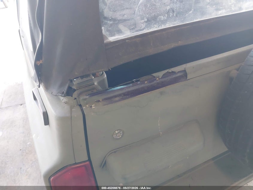 1995 Geo Tracker VIN: 2CNBE1866S6904630 Lot: 45208876