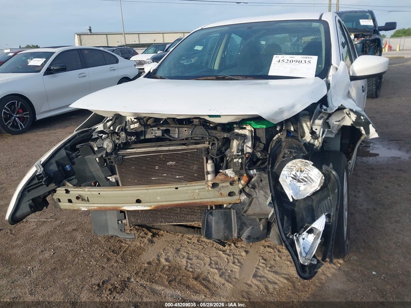 2016 NISSAN VERSA auction photo 6