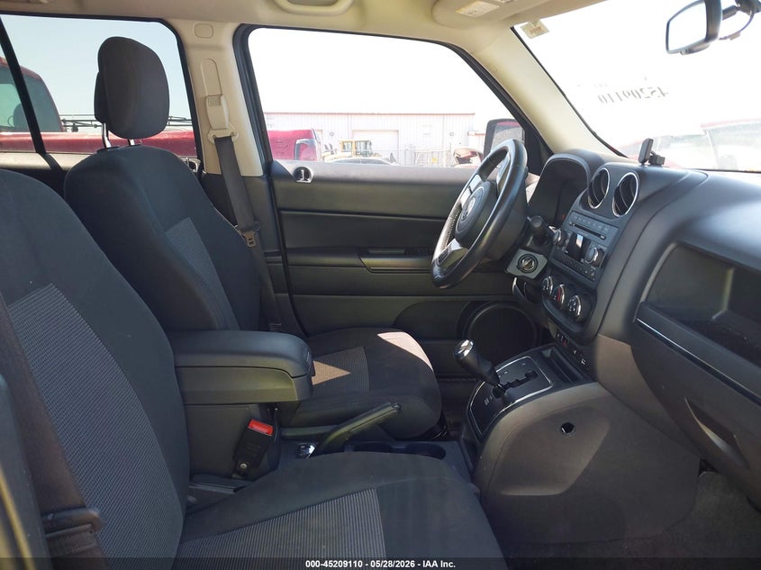 2012 Jeep Patriot 2.4 Patriot Latitude black Lot 111045209110 Vin 1C4NJRFB2CD689312