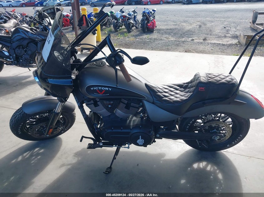 2016 Victory Motorcycles Gunner VIN: 5VPLB36N0G3054582 Lot: 45209124