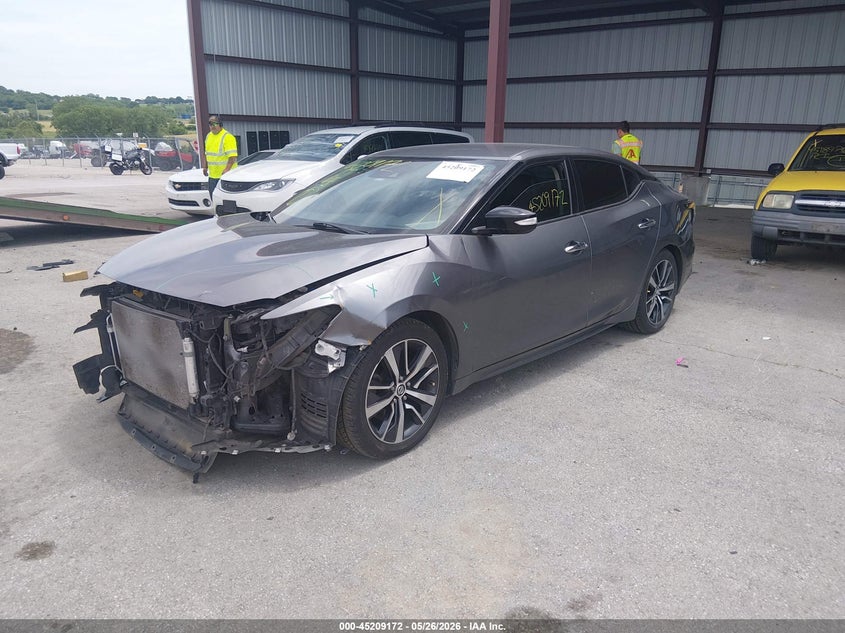 2020 NISSAN MAXIMA auction photo 2