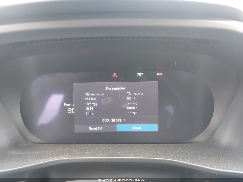 2024 Volvo Xc40 B5 Plus Dark Theme VIN: YV4L12ULXR2240066 Lot: 45209254