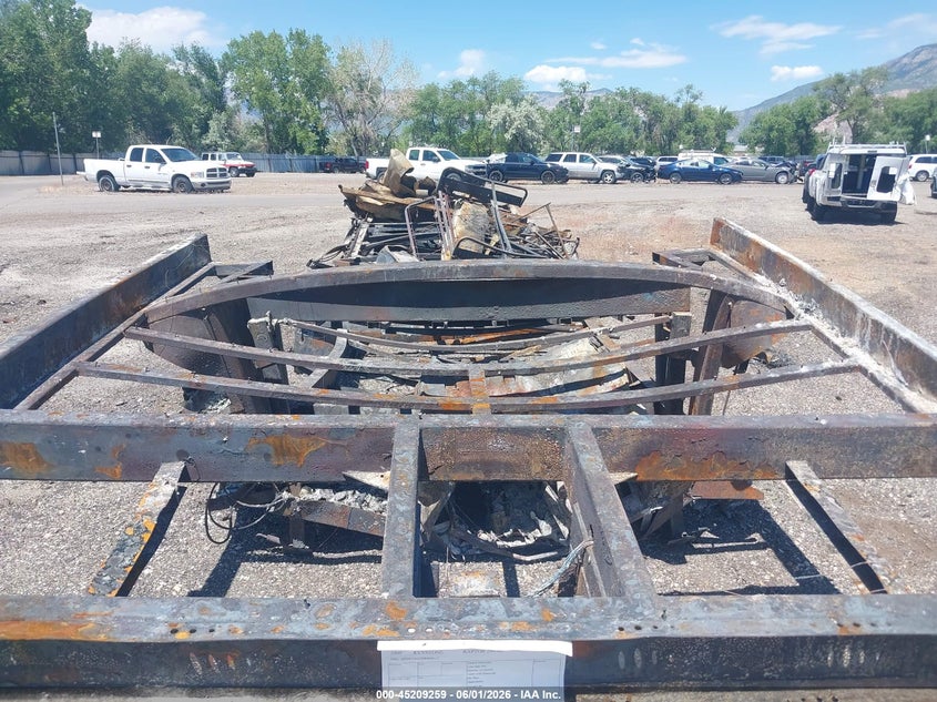 2009 KEYSTONE RAPTOR 299 MP auction photo 6