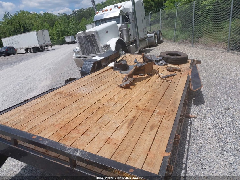 2021 TRAILER CARGO TRAILER auction photo 8