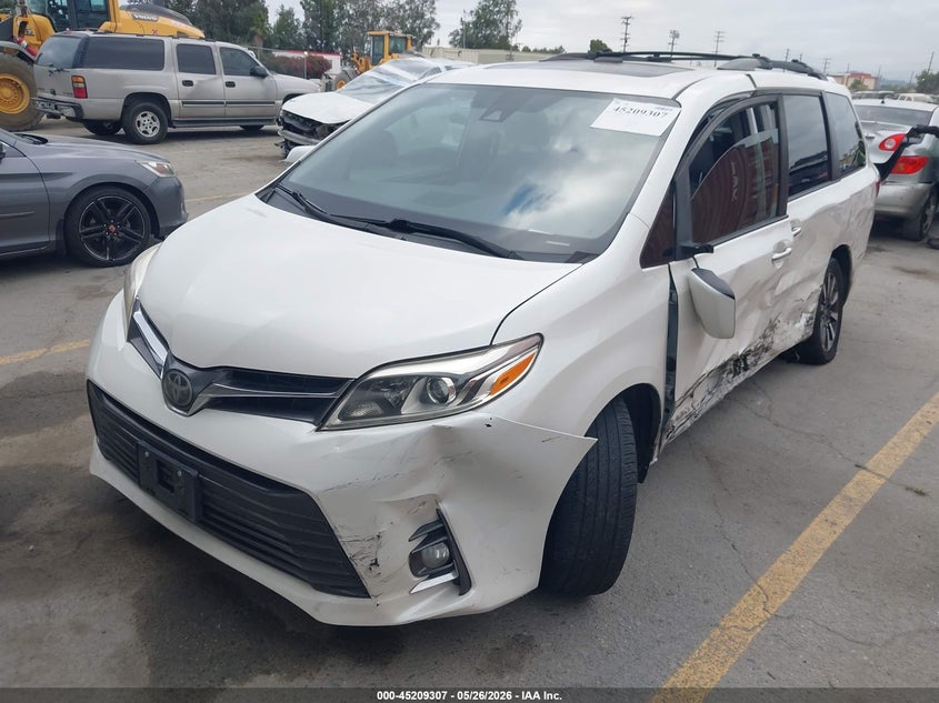 2019 Toyota Sienna Limited 7 Passenger 5TDYZ3DC5KS997639 photo 1