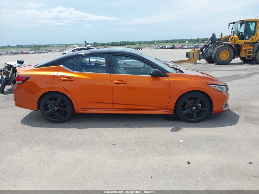 2022 NISSAN SENTRA SR XTRONIC CVT — Фото 13