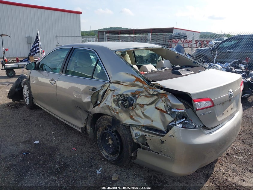 2014 TOYOTA CAMRY auction photo 3
