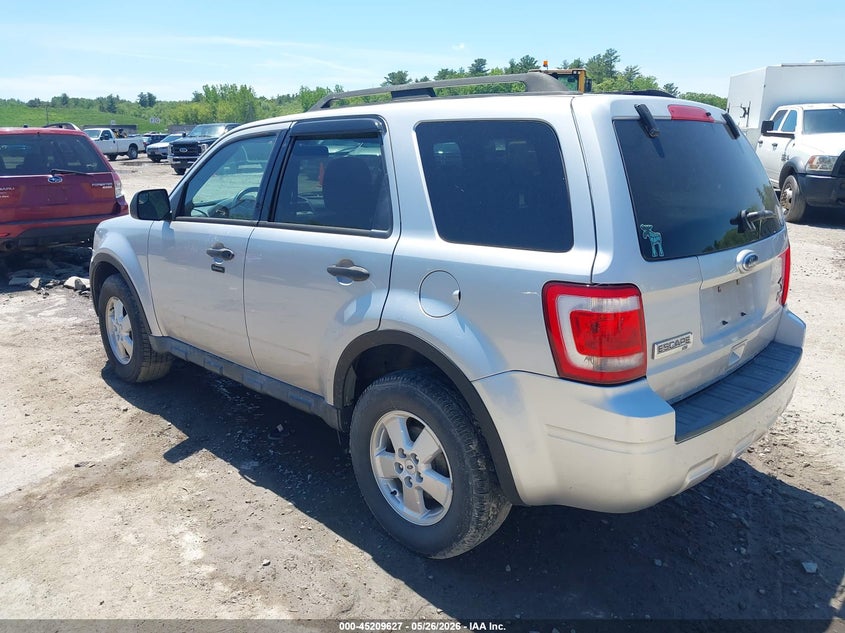 Vin: 1fmcu9dg6bka57691, lot: 45707368, ford escape xlt 20113