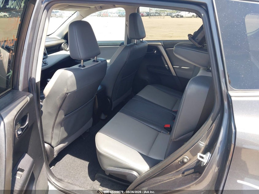 2015 TOYOTA RAV4 auction photo 8