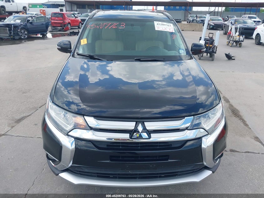 AtlanticExpress - Mitsubishi Outlander
