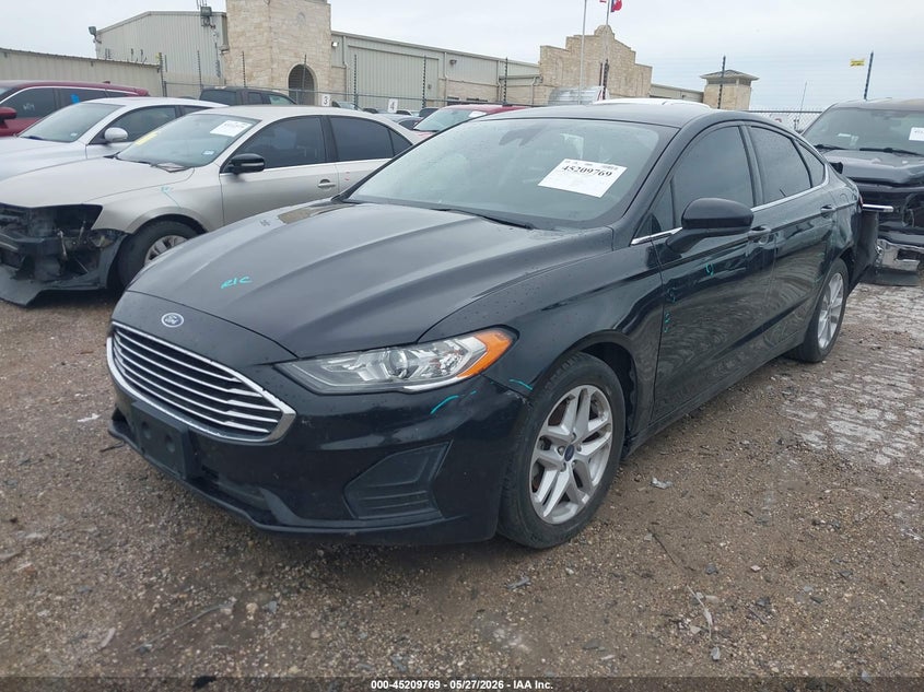 2020 FORD FUSION auction photo 2