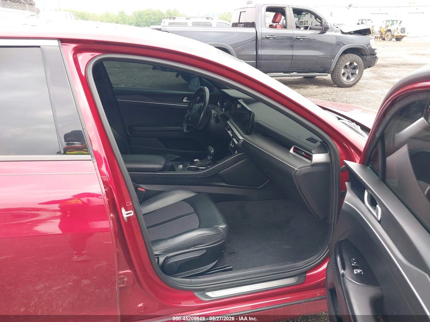 2022 KIA K5 auction photo 5